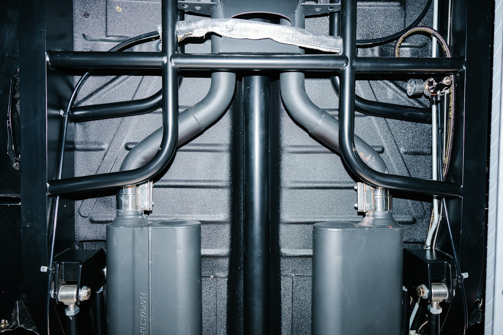 Does Undercoating Trap Moisture? When It Protects — and When Problems Can Develop